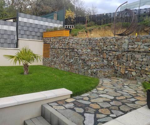 gabion támfal lépcsővel